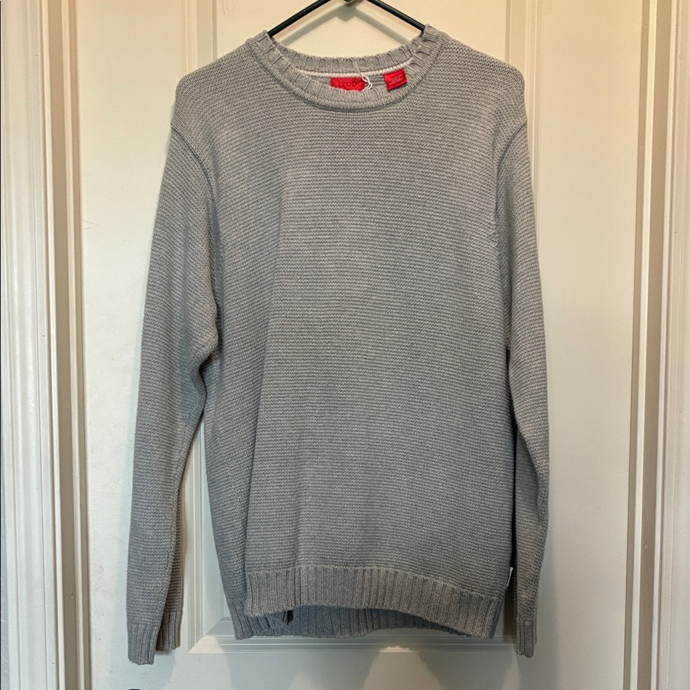 Izod Men's Light Gray Crewneck Sweater